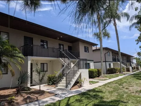 1210 Hall Rd #208, North Fort Myers, FL 33903