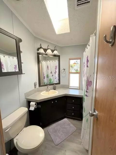 Bath - 467 Pine Loop, Frostproof, FL 33843 photo 1 of 1