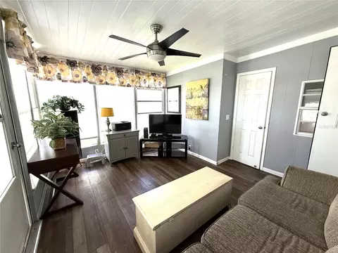 Living - 467 Pine Loop, Frostproof, FL 33843 photo 2 of 2