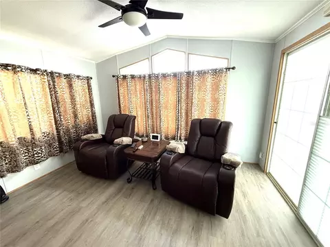 Living - 467 Pine Loop, Frostproof, FL 33843 photo 1 of 2