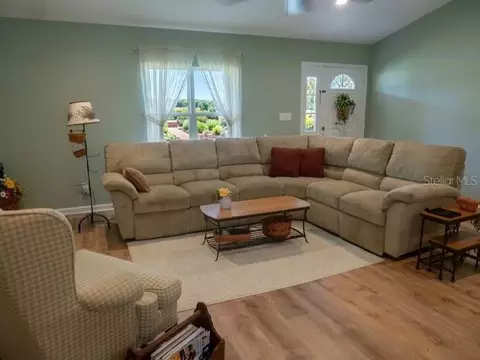 Living - 1001 Mcclellan Rd, Frostproof, FL 33843 photo 1 of 4