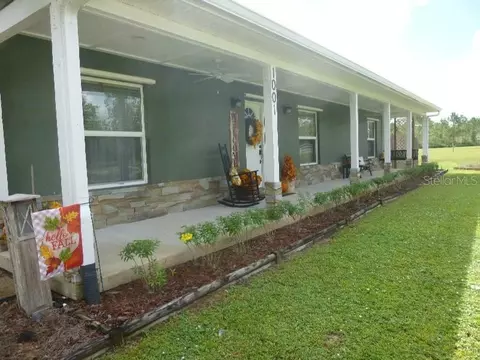 Exterior - 1001 Mcclellan Rd, Frostproof, FL 33843 photo 4 of 26