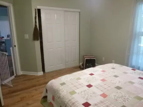 Bedroom - 1001 Mcclellan Rd, Frostproof, FL 33843 photo 8 of 9