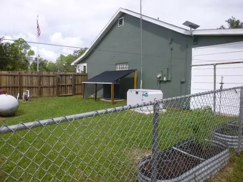Exterior - 1001 Mcclellan Rd, Frostproof, FL 33843 photo 10 of 26