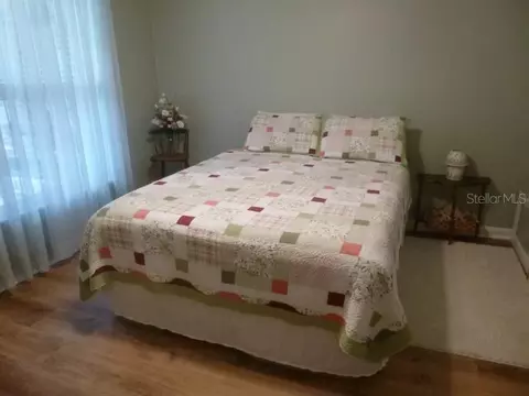 Bedroom - 1001 Mcclellan Rd, Frostproof, FL 33843 photo 7 of 9