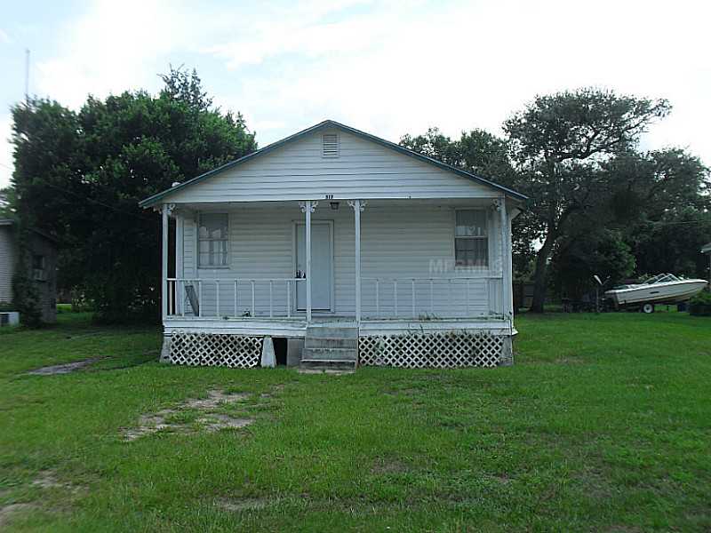 517 4th St, Dundee, FL 33838 photo 1