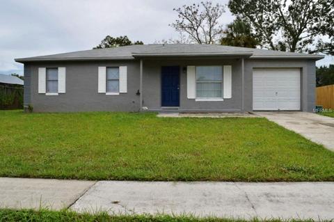 906 Tiburon Dr, Seffner, FL 33584 photo 1