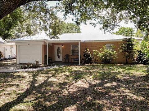 682 Eagle Ave, Eagle Lake, FL 33839 photo 1