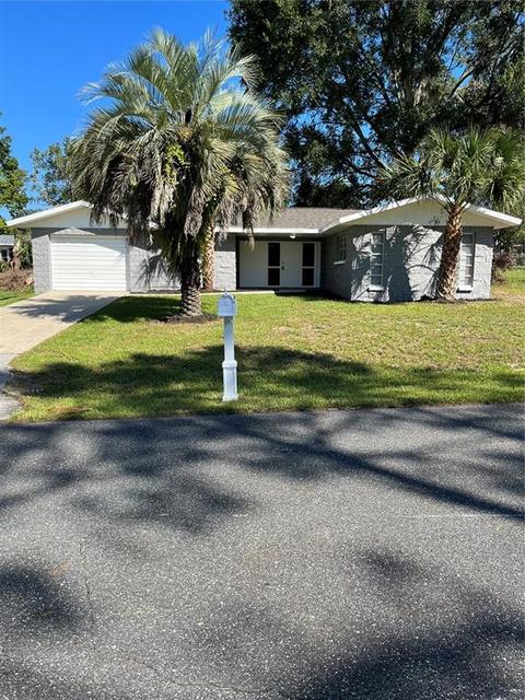 2 Silver Dr, Ocala, FL 34472 photo 1