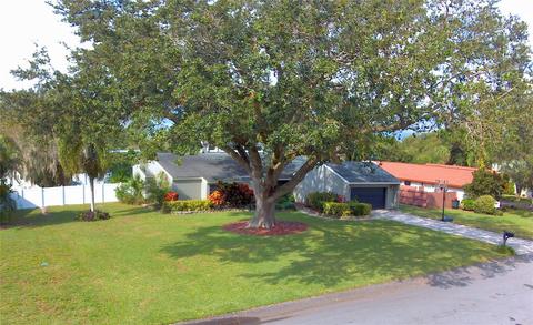 1209 Cypress Pt E, Winter Haven, FL 33884 photo 1