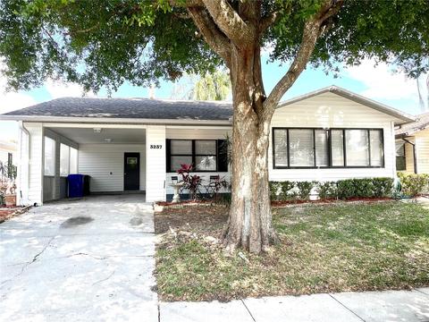 3237 Bear Creek Ln, Lakeland, FL 33810