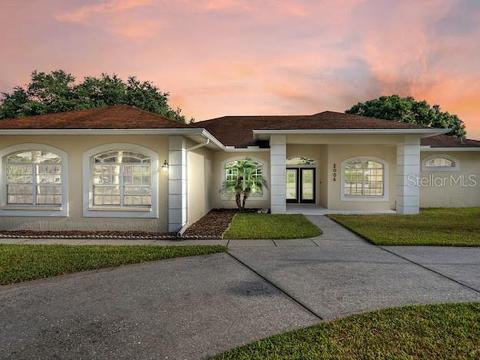 2004 High Vista Dr, Lakeland, FL 33813