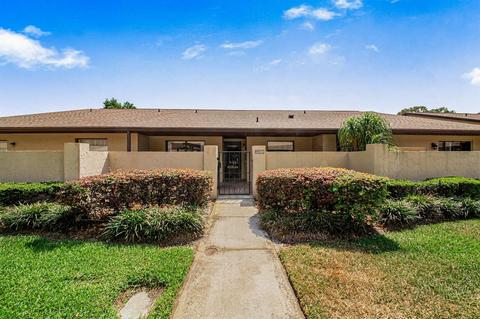 2240 Firestone Pl, Winter Haven, FL 33884