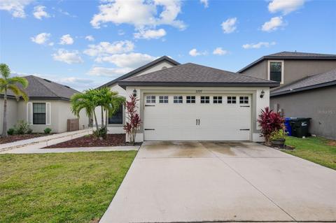2297 Caspian Dr, Lakeland, FL 33805