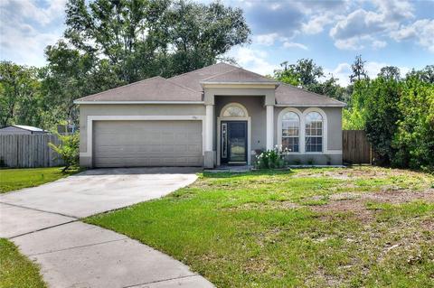 1201 Gordon Oaks Dr, Plant City, FL 33563