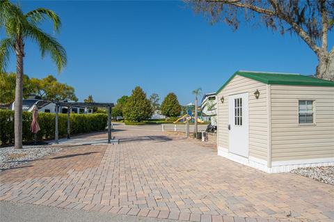 16416 Bay St #110, Clermont, FL 34714