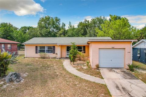 1307 Robert King High Dr, Lakeland, FL 33805