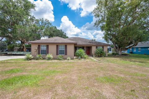 406 SE 3rd St, Fort Meade, FL 33841
