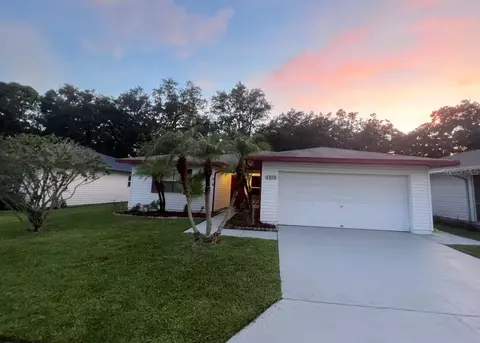 4929 Pleasant Hollow Trl, Lakeland, FL 33811