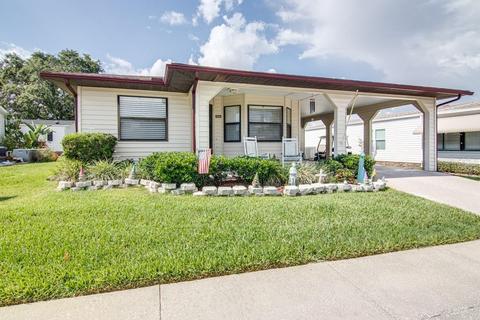 2210 Harbor Town Ln, Lakeland, FL 33810