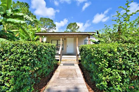 10750 Commonwealth Ave N, Polk City, FL 33868