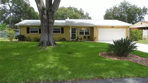4120 S Wellington Dr, Lakeland, FL 33813