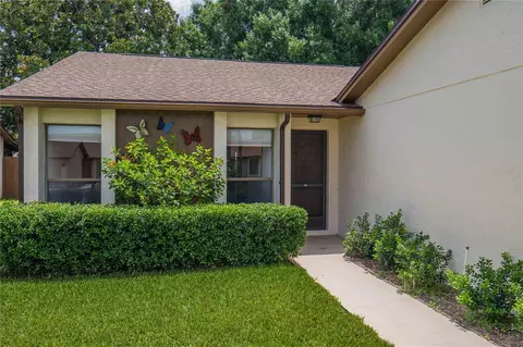 4040 Cypress Lndg E, Winter Haven, FL 33884