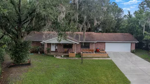 18836 Tracer Dr, Lutz, FL 33549