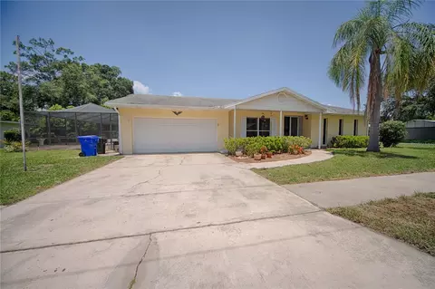 515 Queens Loop S, Lakeland, FL 33803