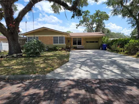 311 Kerneywood St, Lakeland, FL 33803