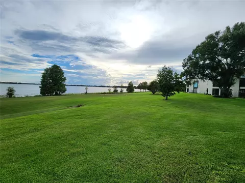 304 Laurel Cove Way #304, Winter Haven, FL 33884