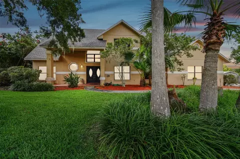 826 Stratford Dr, Lakeland, FL 33813