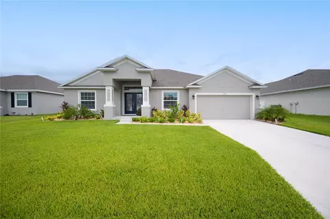 216 Cove At Eagle Lake Cir, Eagle Lake, FL 33839
