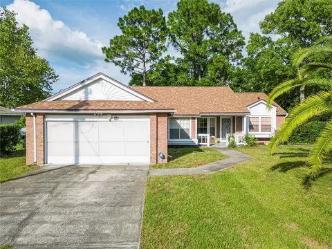 2270 Champlain Ave, Spring Hill, FL 34609
