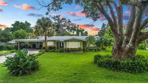 355 S Lyndale Pl, Lake Alfred, FL 33850