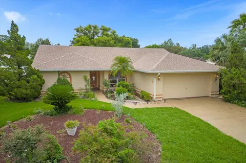 5807 Manchester Dr E, Lakeland, FL 33810