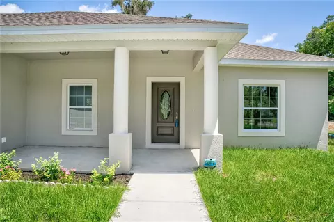 341 E 8th St, Frostproof, FL 33843