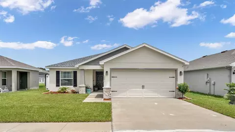 3941 Willow Ridge Dr, Lakeland, FL 33810