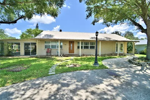 410 N Verona Ave, Avon Park, FL 33825