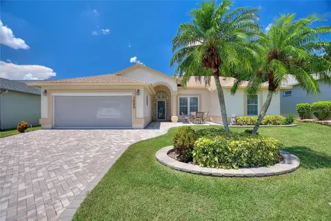 5888 Sandpipers Dr, Lakeland, FL 33809