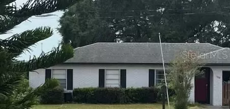 408 4th St S, Dundee, FL 33838