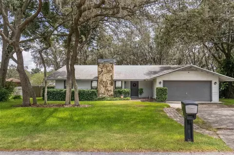 7111 Centerhill Dr, Lakeland, FL 33809