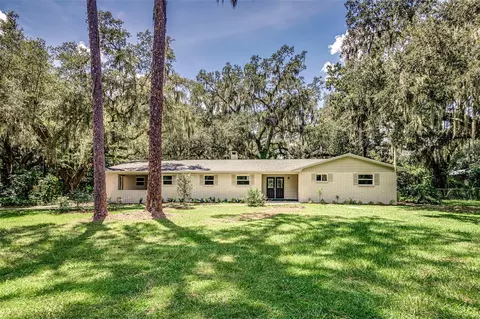 6105 Irby Ln E, Lakeland, FL 33811