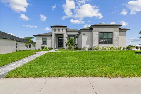 7082 Treymont Dr, Lakeland, FL 33813