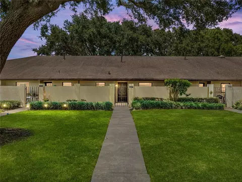 2237 Firestone Pl, Winter Haven, FL 33884