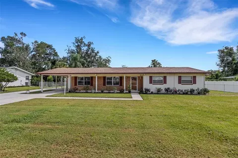 2501 Dorene Dr, Plant City, FL 33563