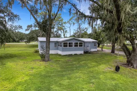 2226 Fritzke Rd, Dover, FL 33527