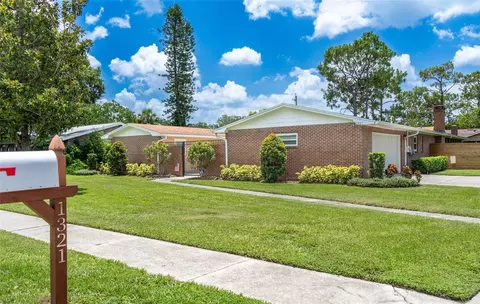 1321 Lake Miriam Dr, Lakeland, FL 33813