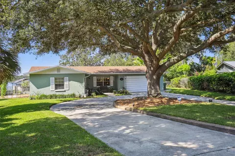 1368 Avenue S NW, Winter Haven, FL 33881