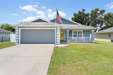 4588 E Clubhouse Rd, Lakeland, FL 33812